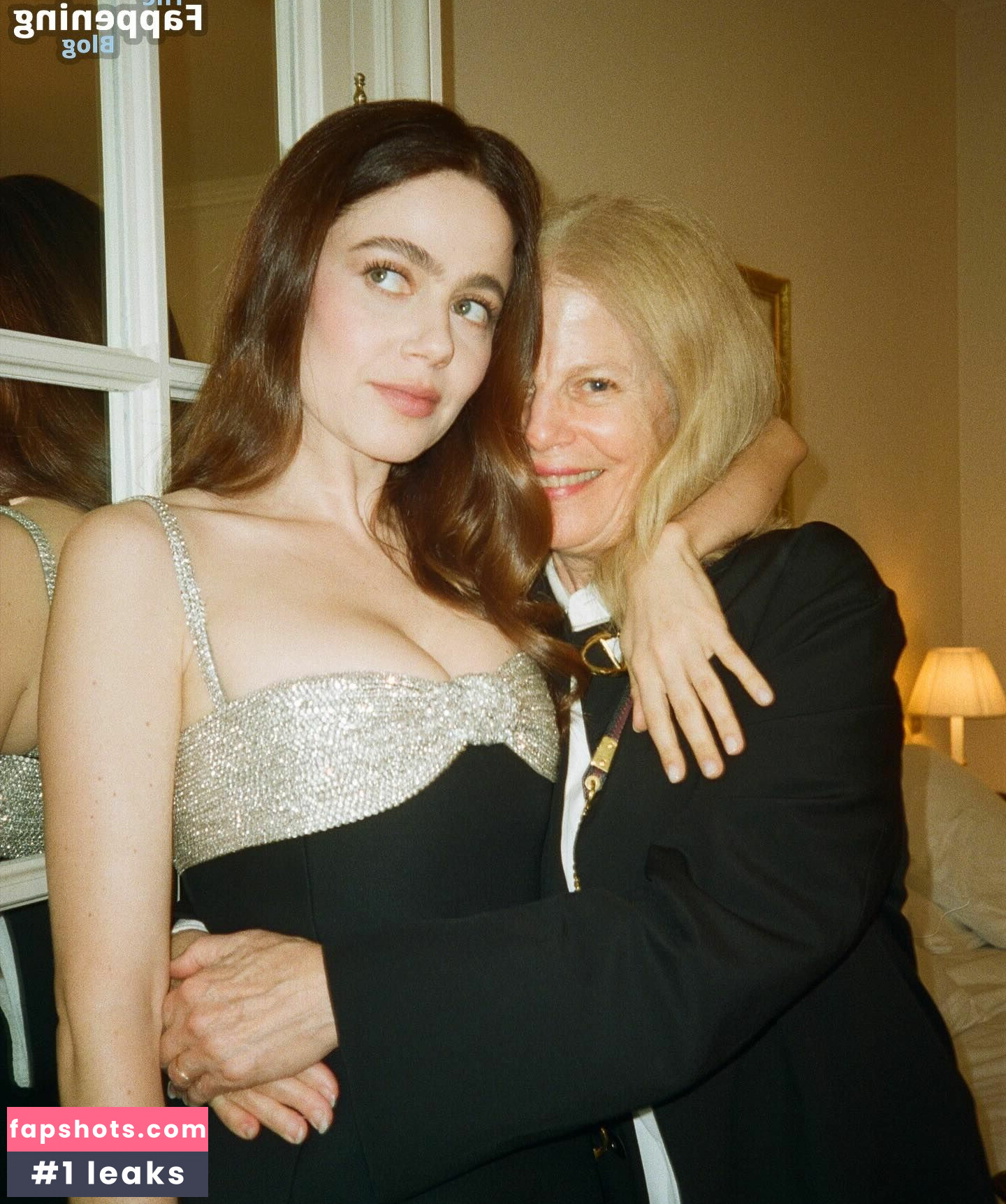 Molly Gordon gallery photo #65