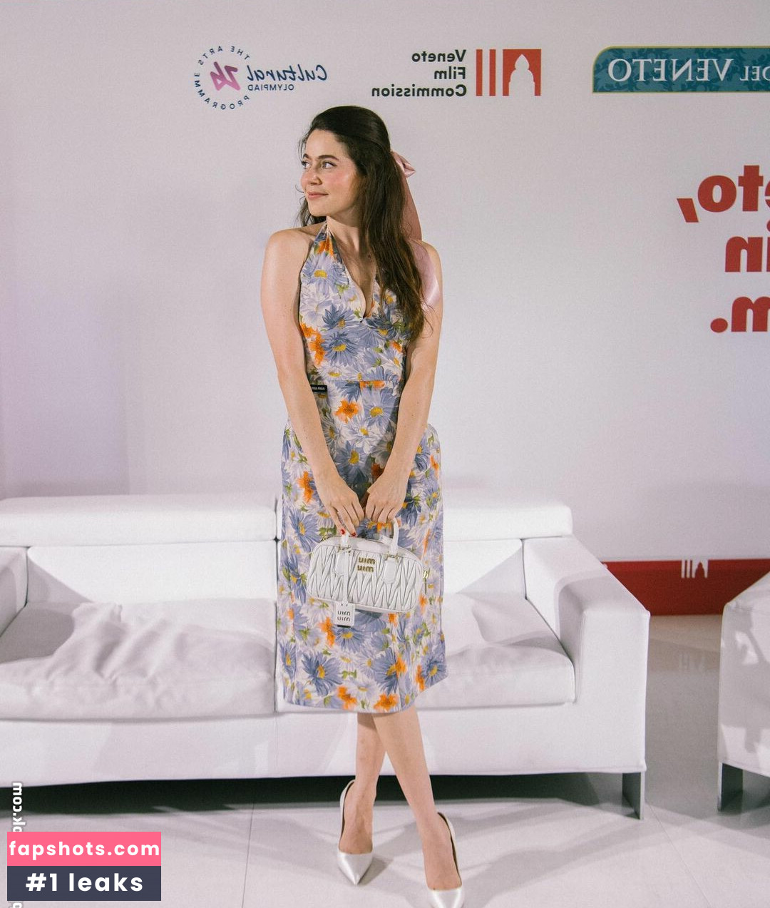 Molly Gordon gallery photo #68