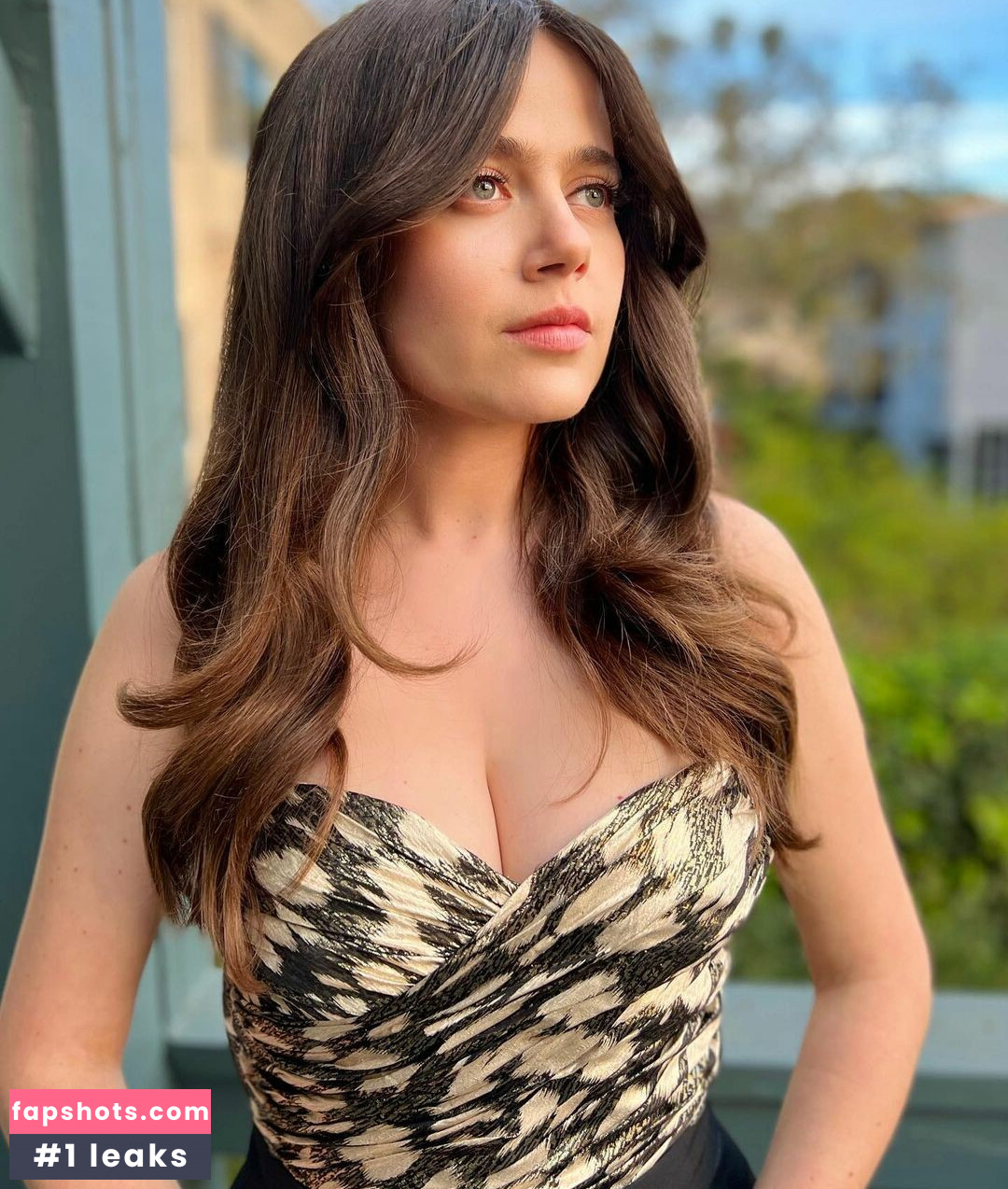 Molly Gordon gallery photo #88