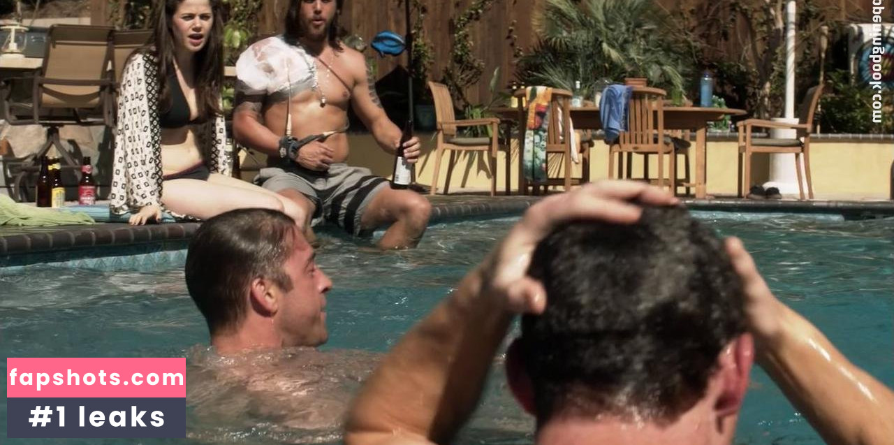 Molly Gordon gallery photo #96