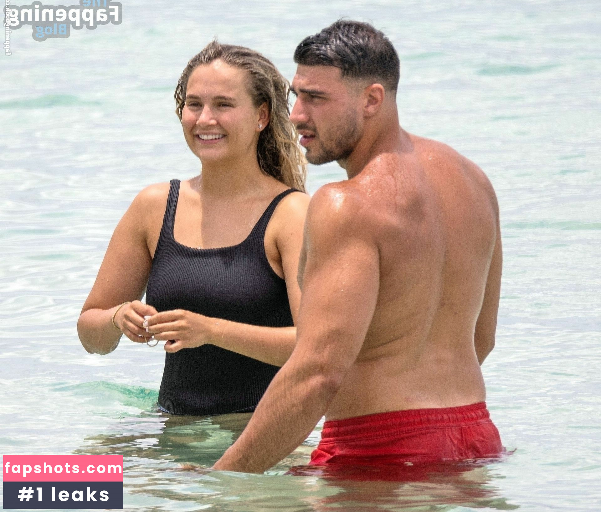 Molly-Mae Hague gallery photo #11