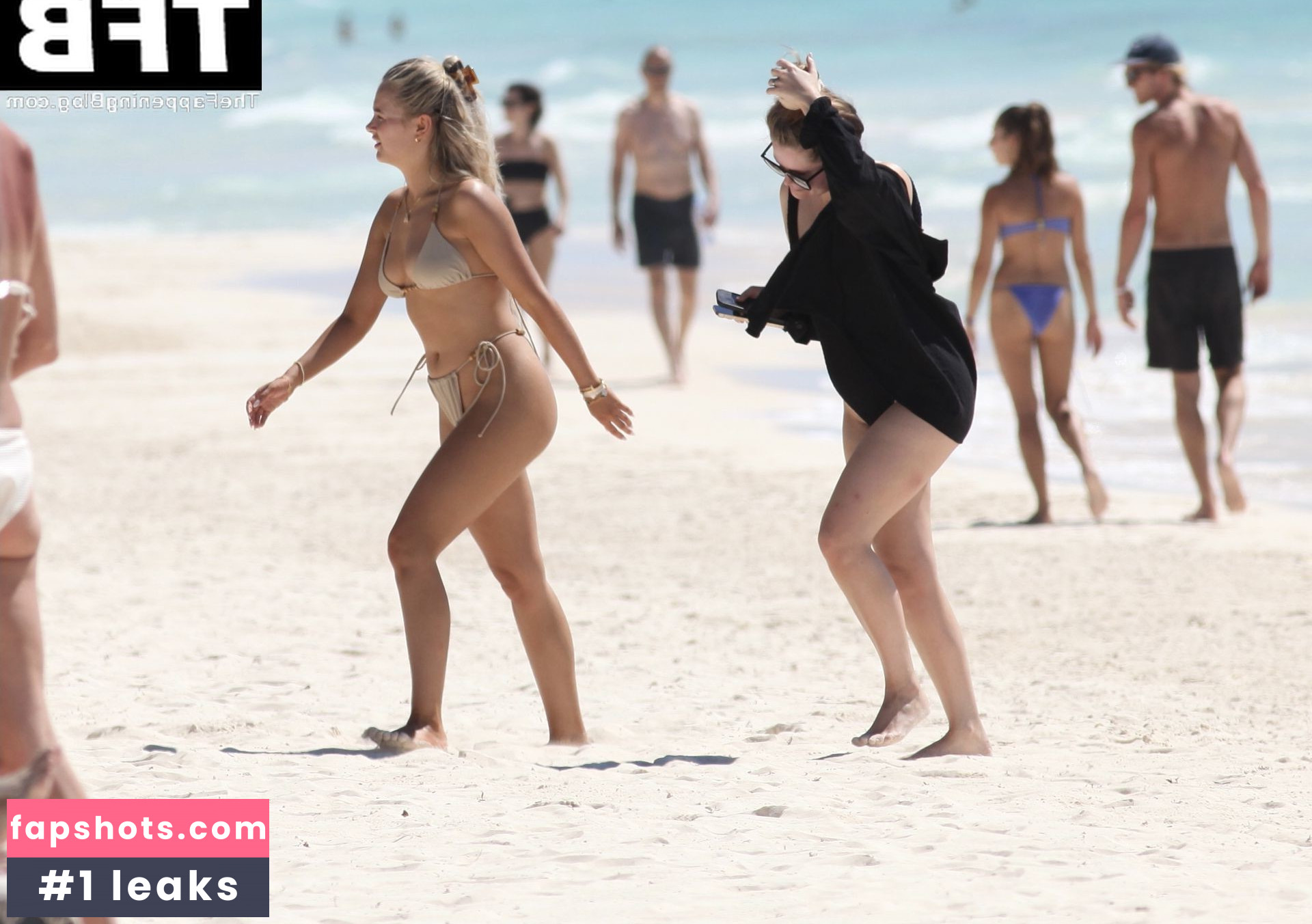 Molly-Mae Hague gallery photo #21