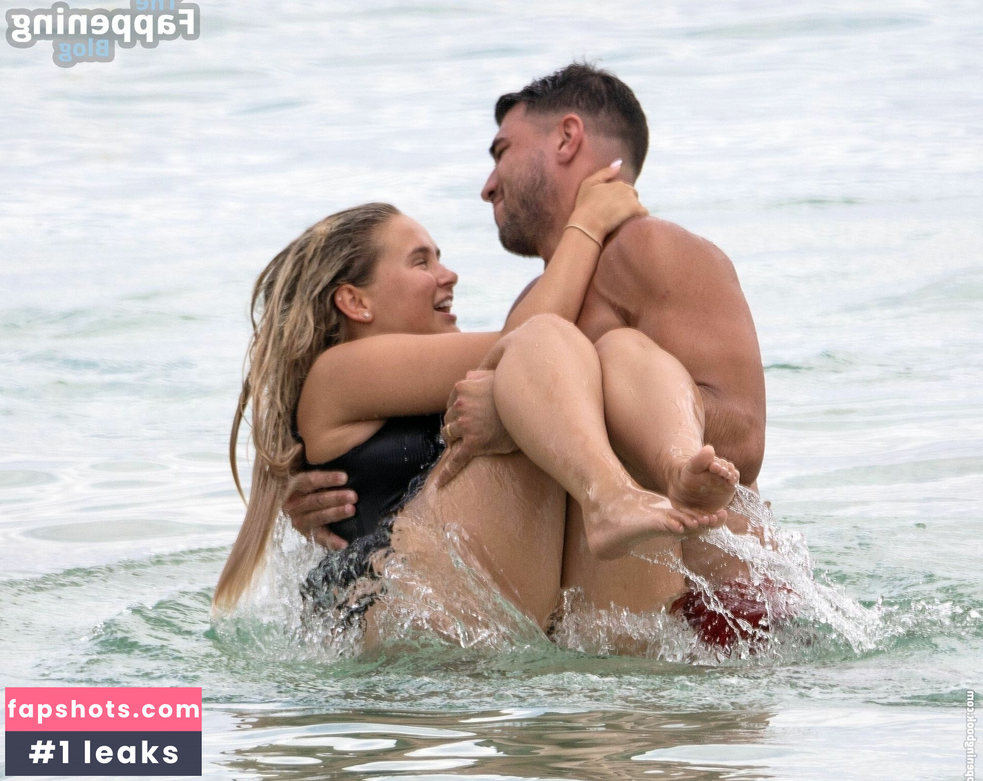 Molly-Mae Hague gallery photo #8