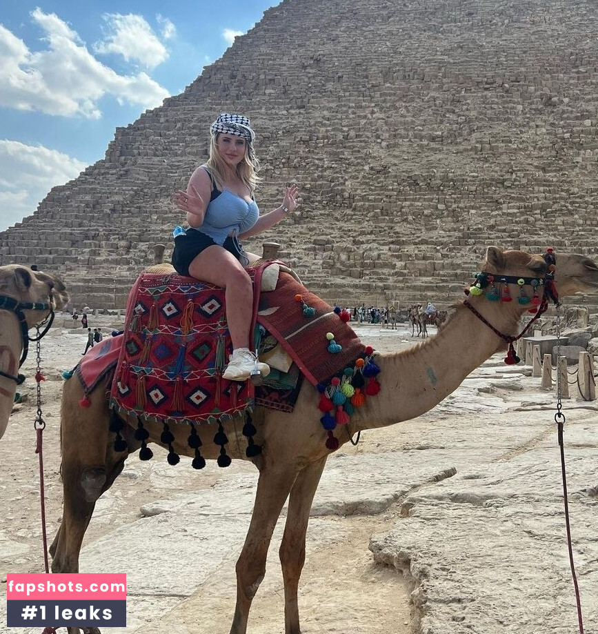 Molly O'Shea gallery photo #41