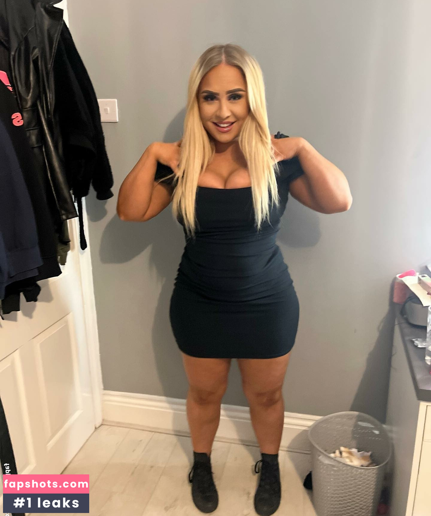 Molly O'Shea gallery photo #48