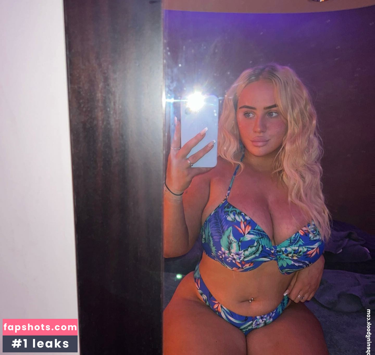 Molly O'Shea gallery photo #51