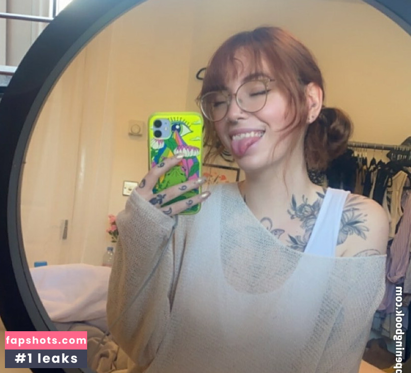 molly.p.a.penny gallery photo #2