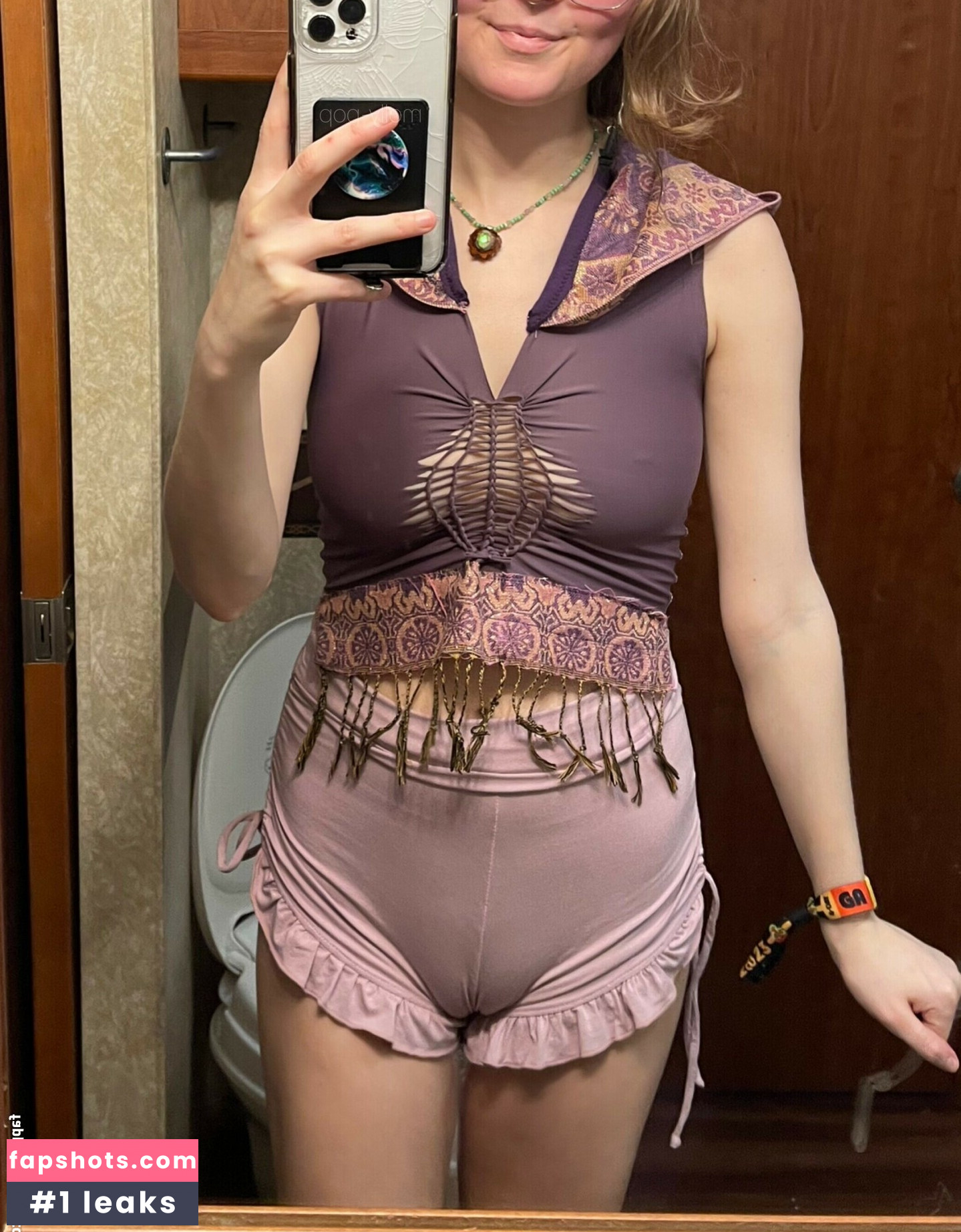 Molly Pop, Molly-pop gallery photo #4