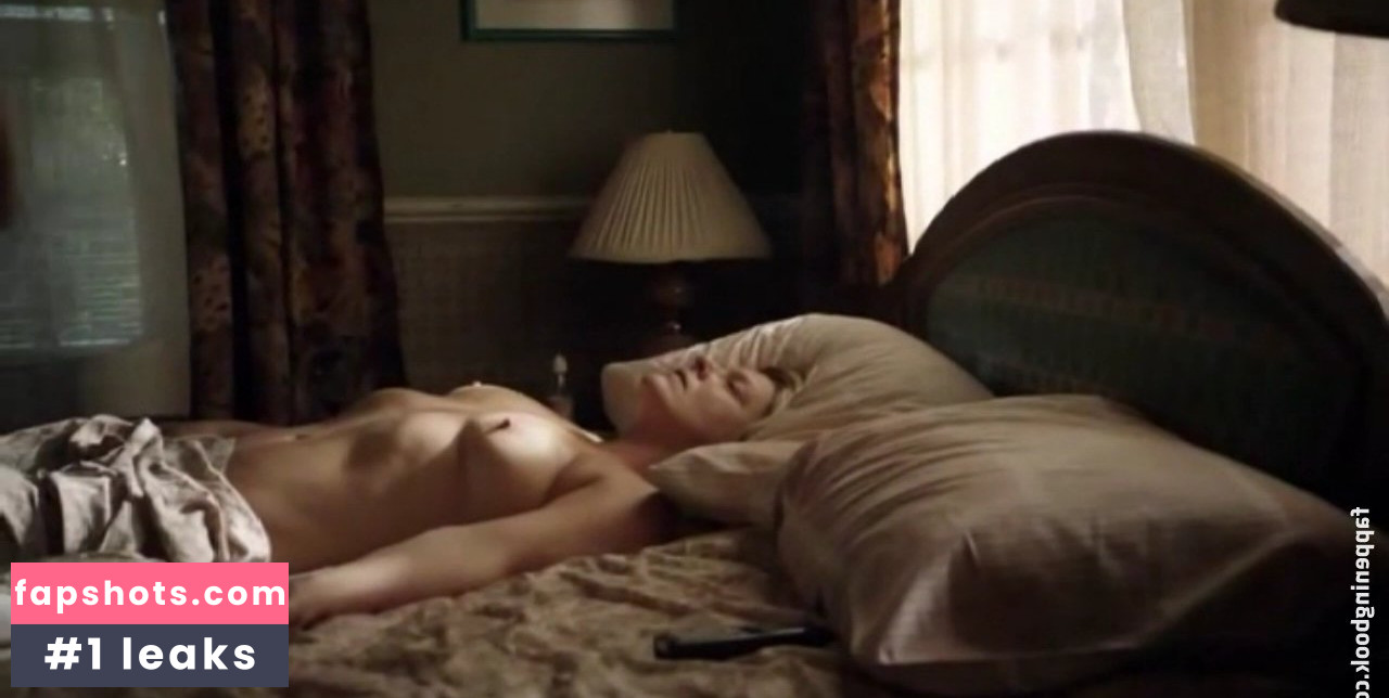 Molly Price gallery photo #19