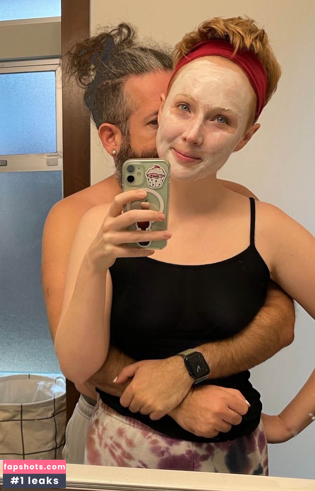 Molly Quinn gallery photo #30