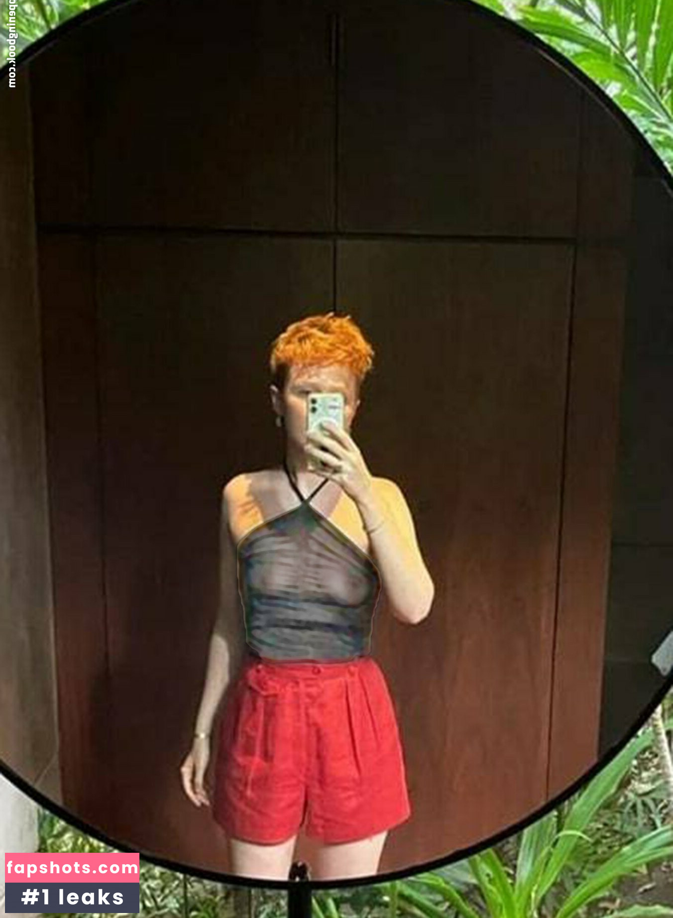 Molly Quinn gallery photo #34