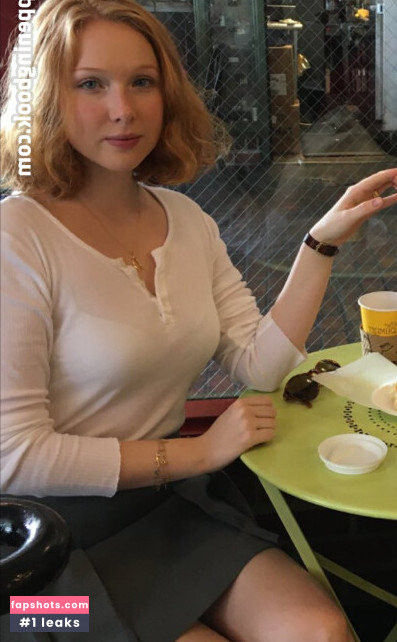 Molly Quinn gallery photo #50