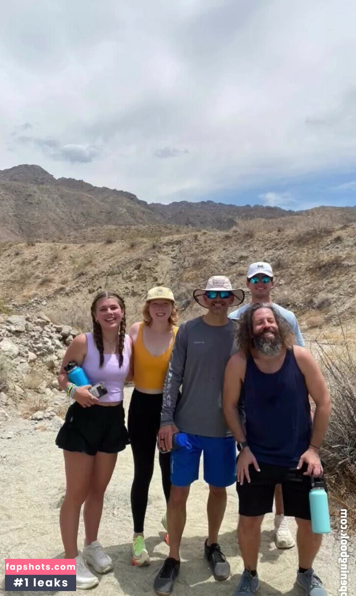 Molly Quinn gallery photo #72