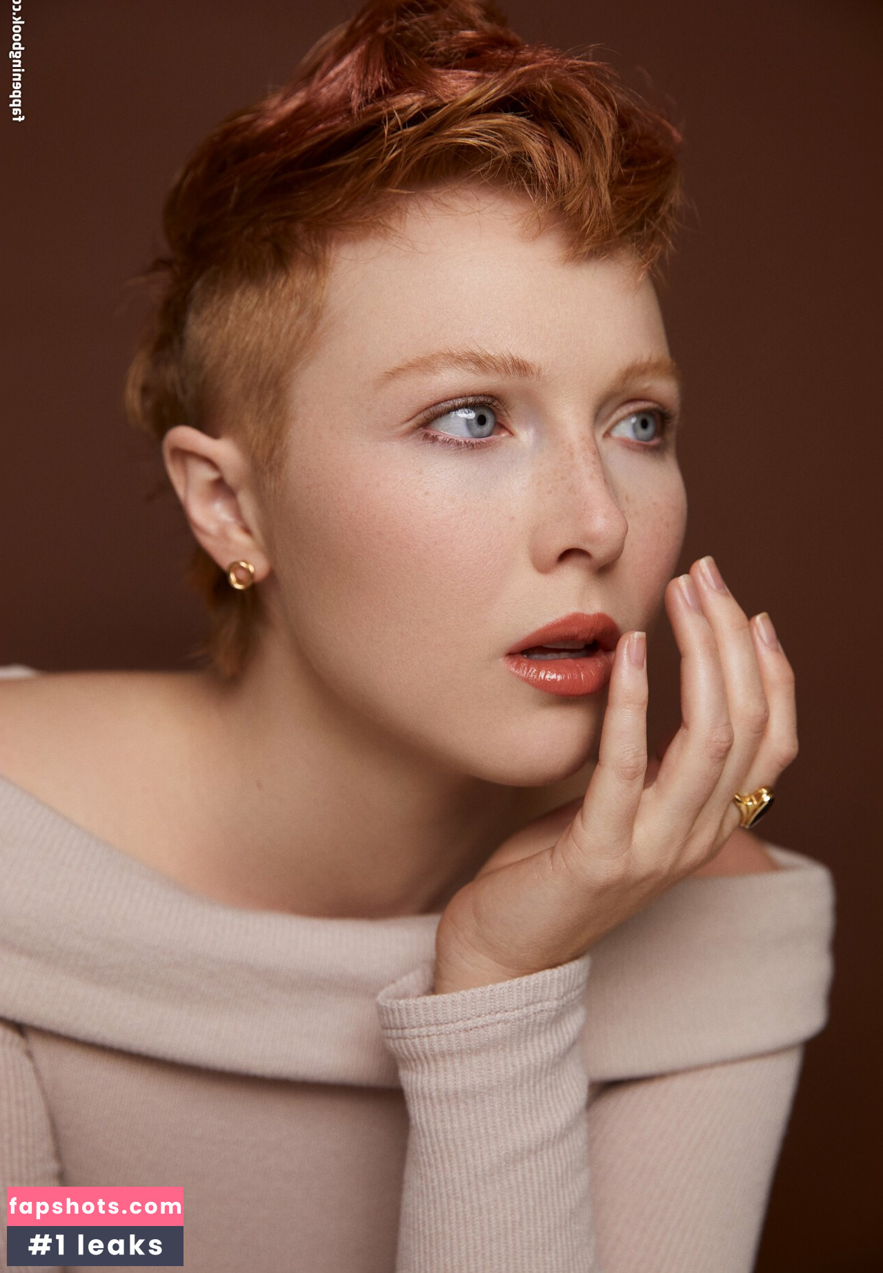 Molly Quinn gallery photo #81