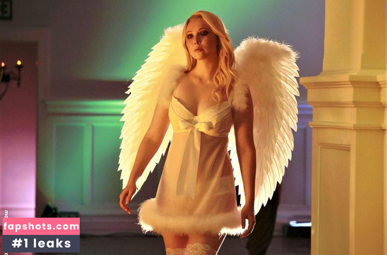 Molly Quinn gallery photo #92