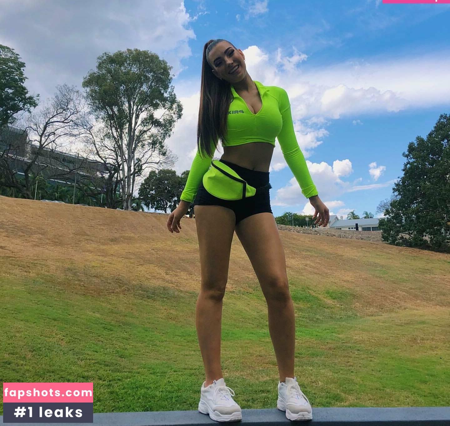 Molly Shield Nahé úniky fotek pouze od fanoušků #10 - Fapshots