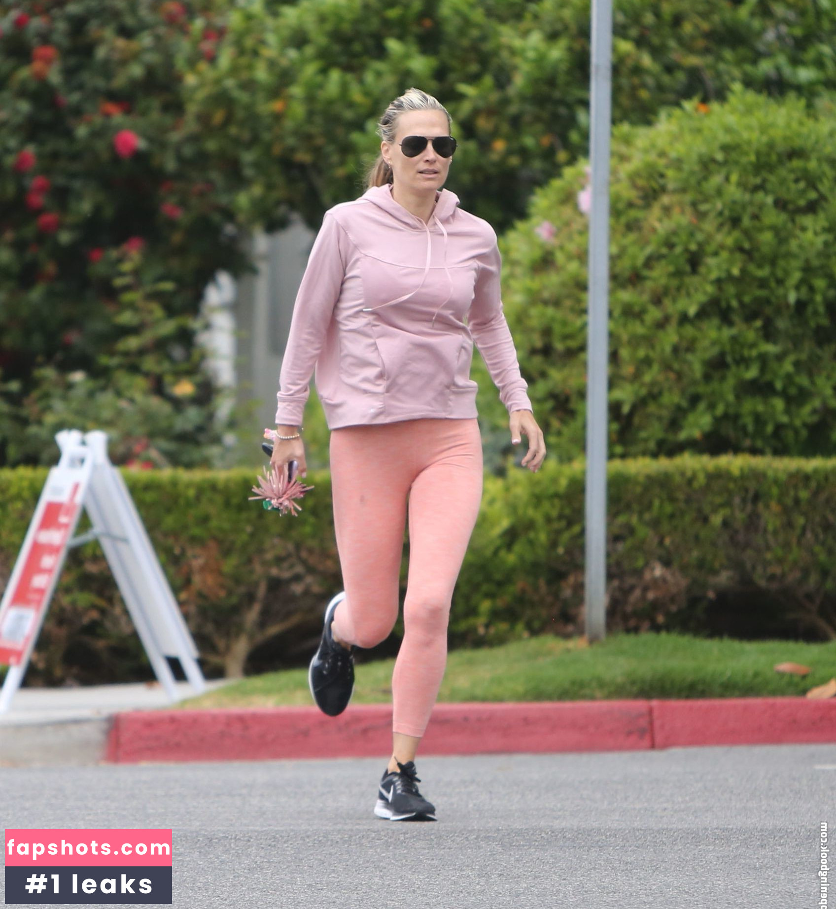 Molly Sims Nahé úniky fotek pouze od fanoušků #471 - Fapshots