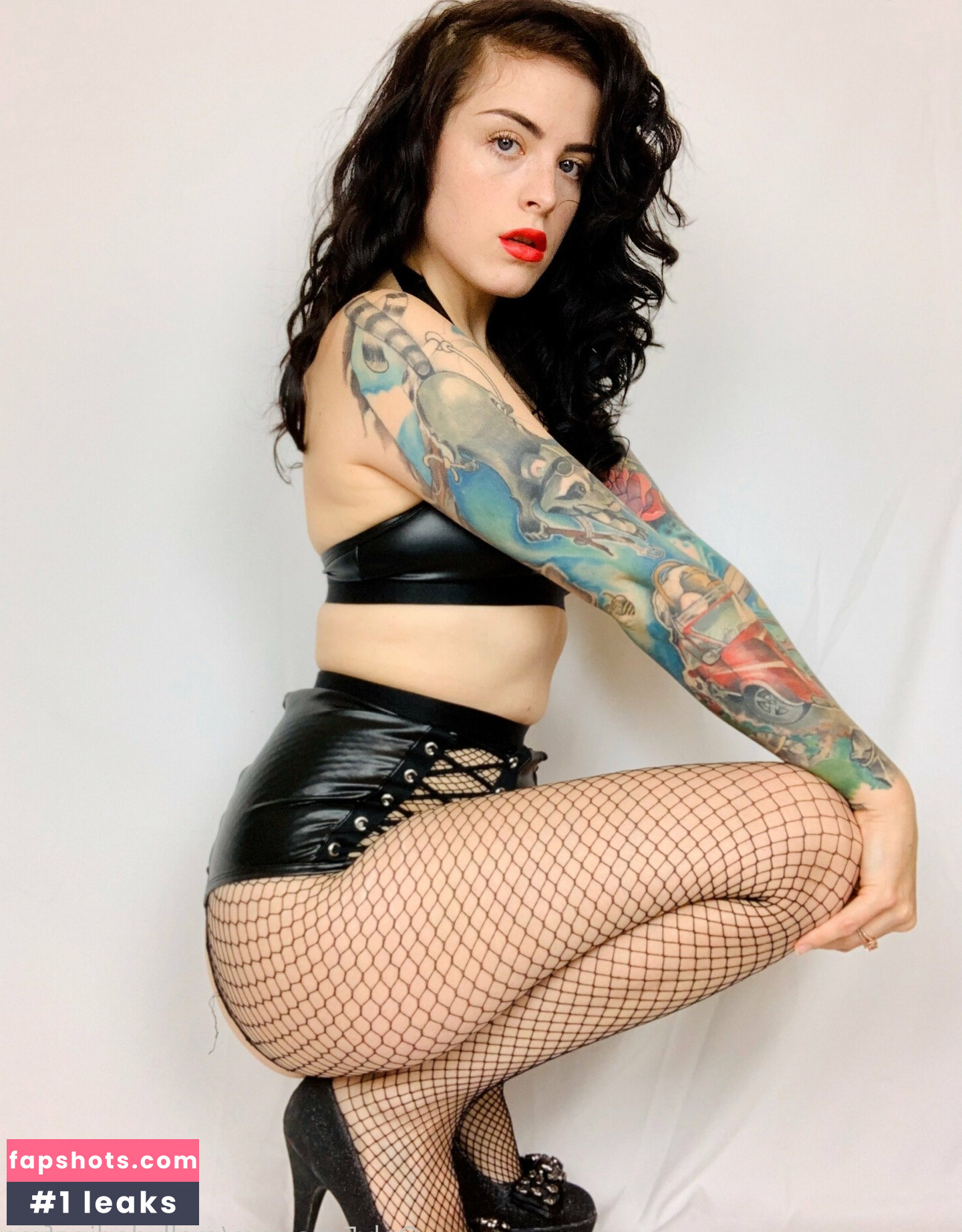 mollydarlingfree gallery photo #2