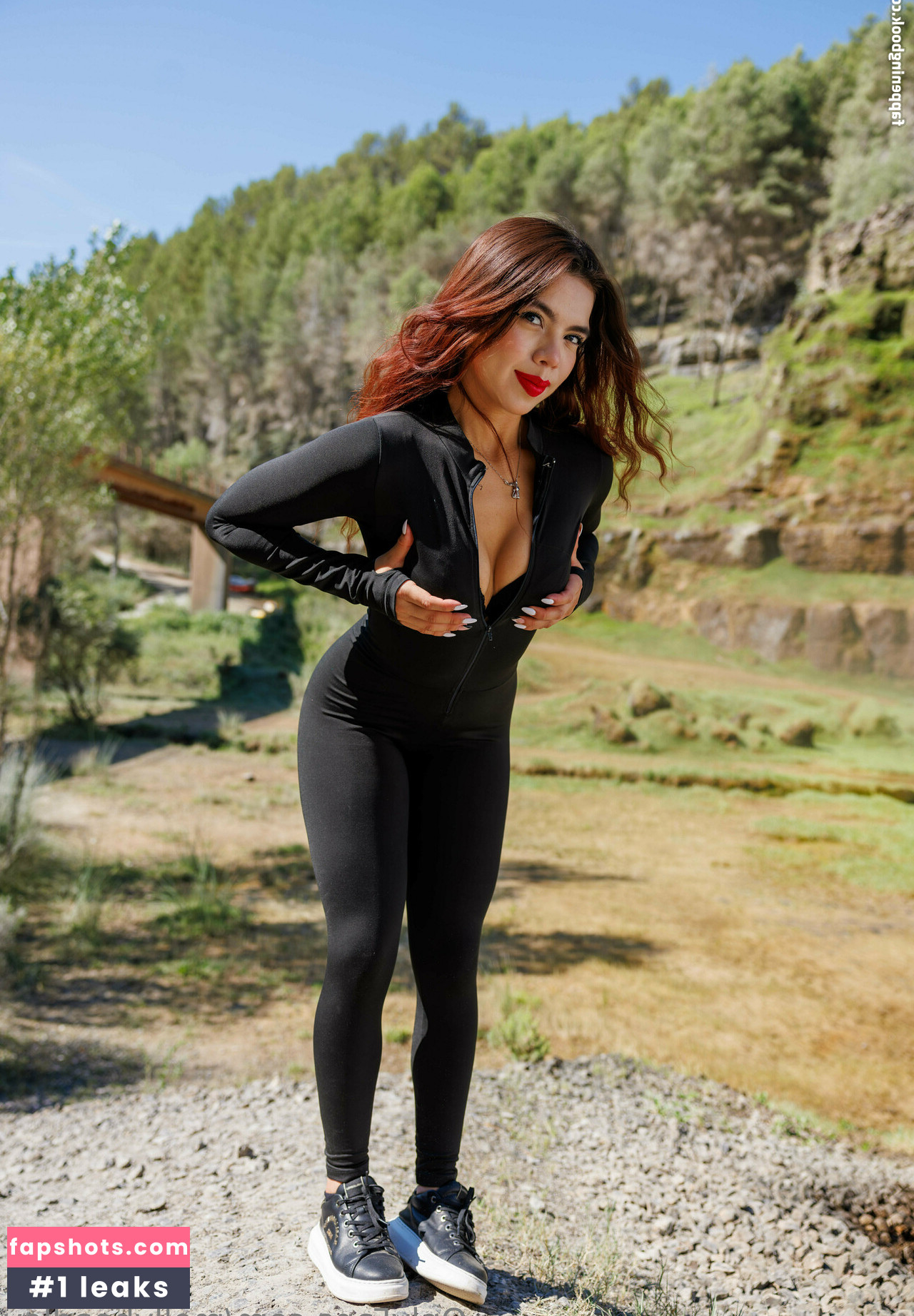 mollyheadley gallery photo #5