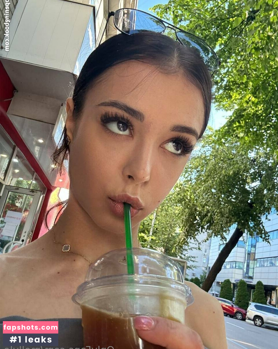 Mollylo gallery photo #8