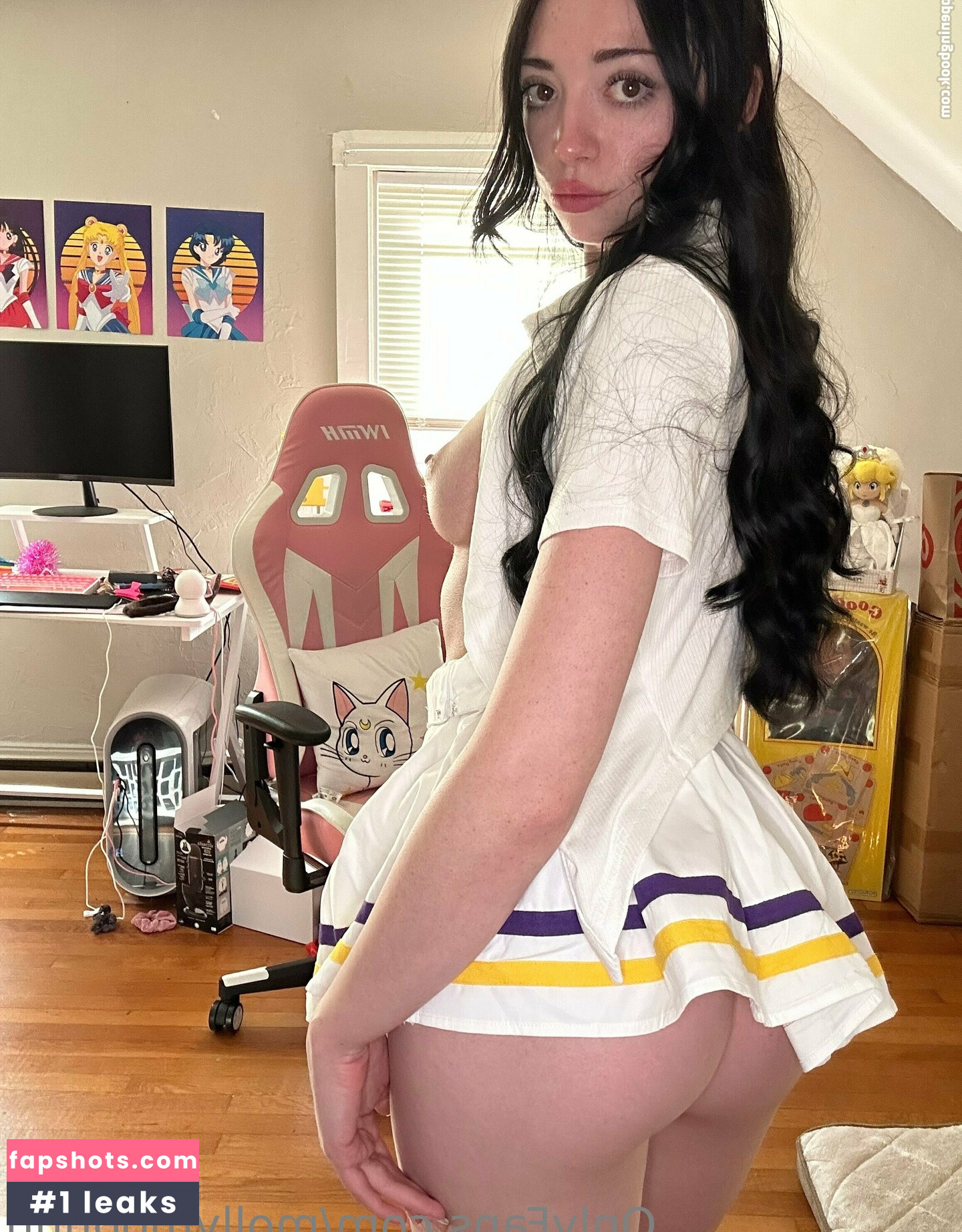 Mollymoonnn gallery photo #89