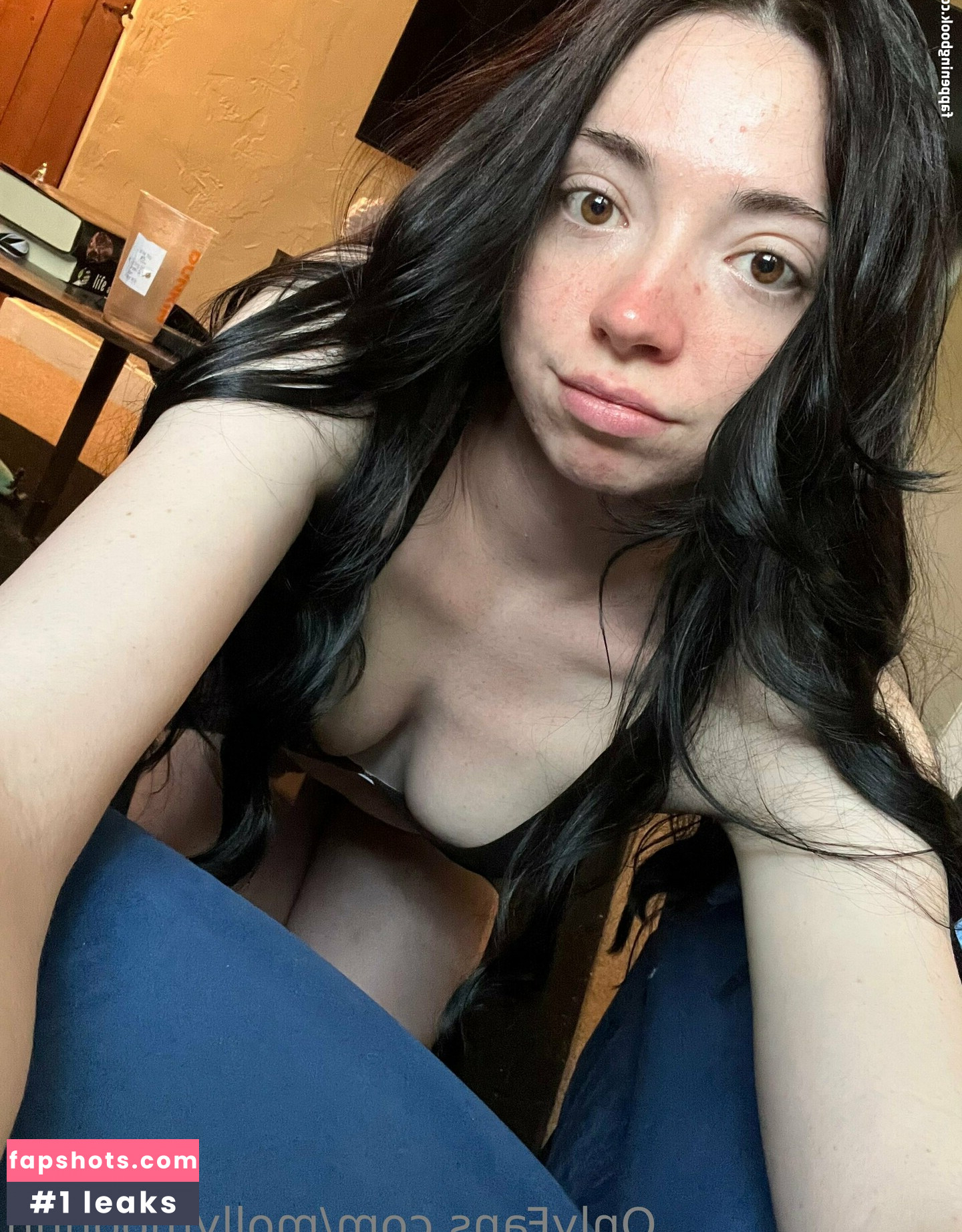 Mollymoonnn gallery photo #94