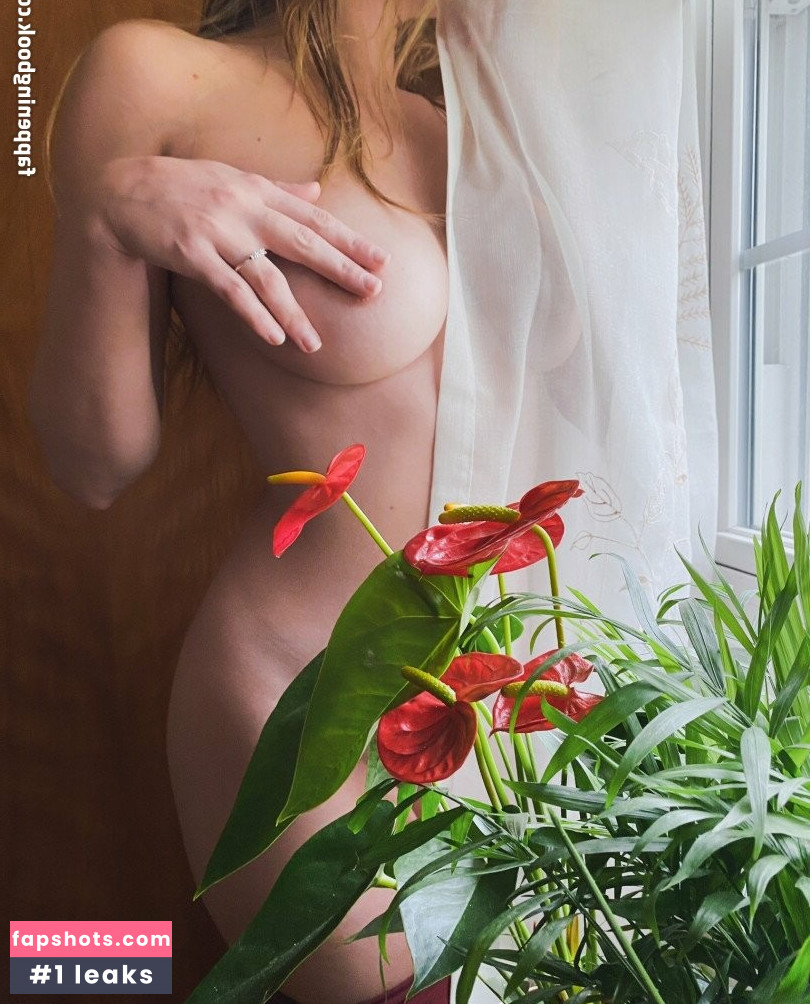 Mollypills Nude Leaks OnlyFans Photos #27 - LeakJerk