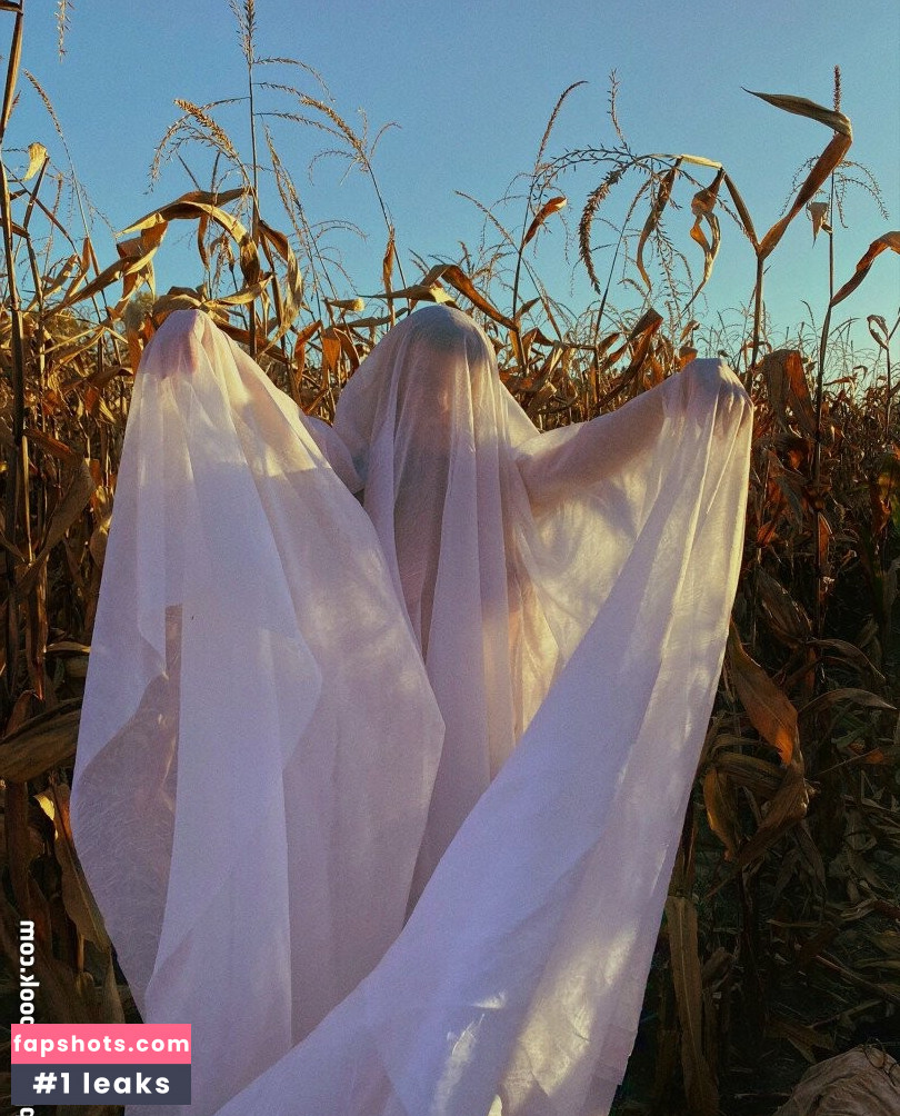 Mollypills Nude Leaks OnlyFans Photos #58 - LeakJerk