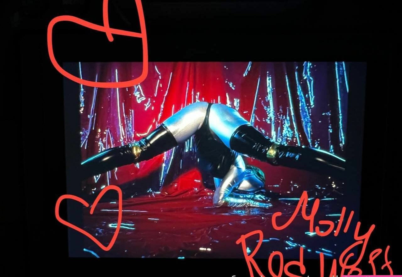 mollyredwolf gallery photo #599