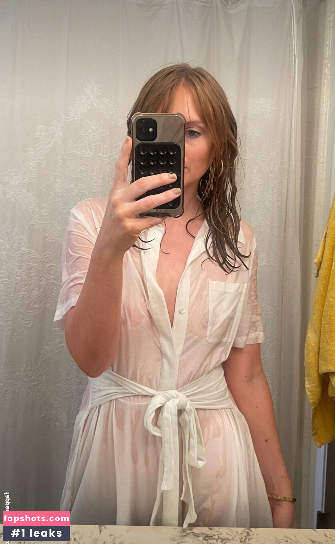 MomAss gallery photo #2