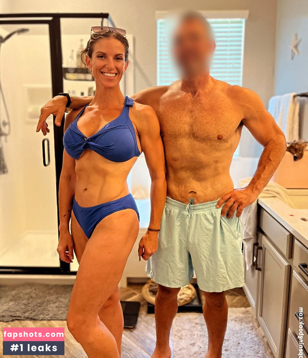 mombod81 gallery photo #2