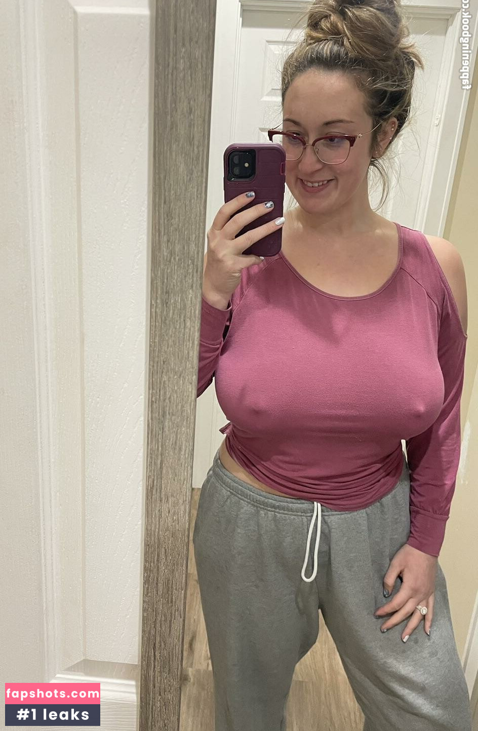 Momdd98 gallery photo #99