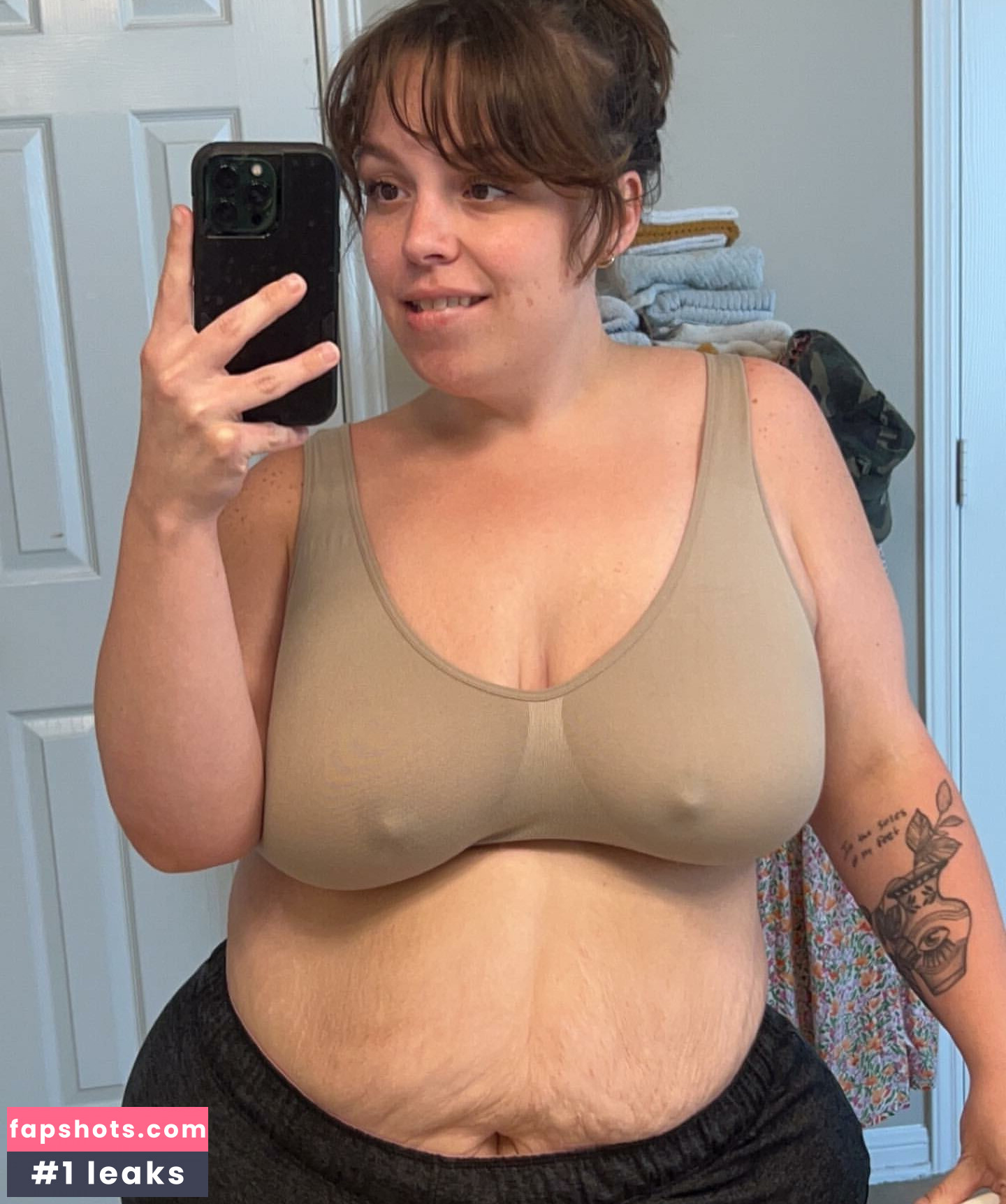 MommaGerth gallery photo #16