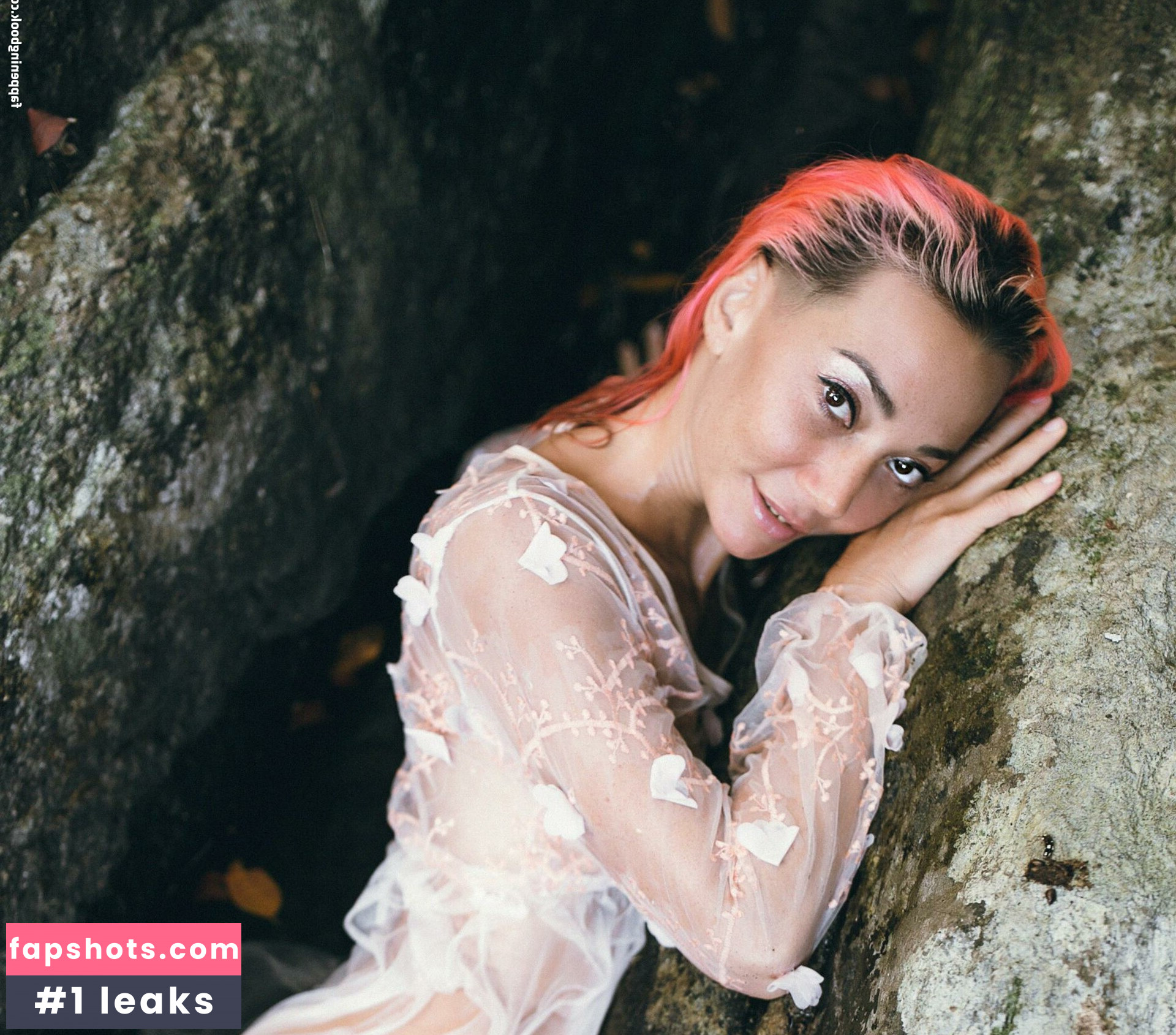 Mommy Di gallery photo #11