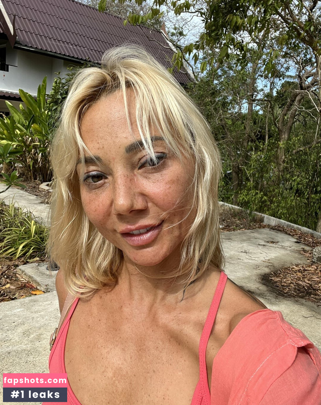 Mommy Di gallery photo #13