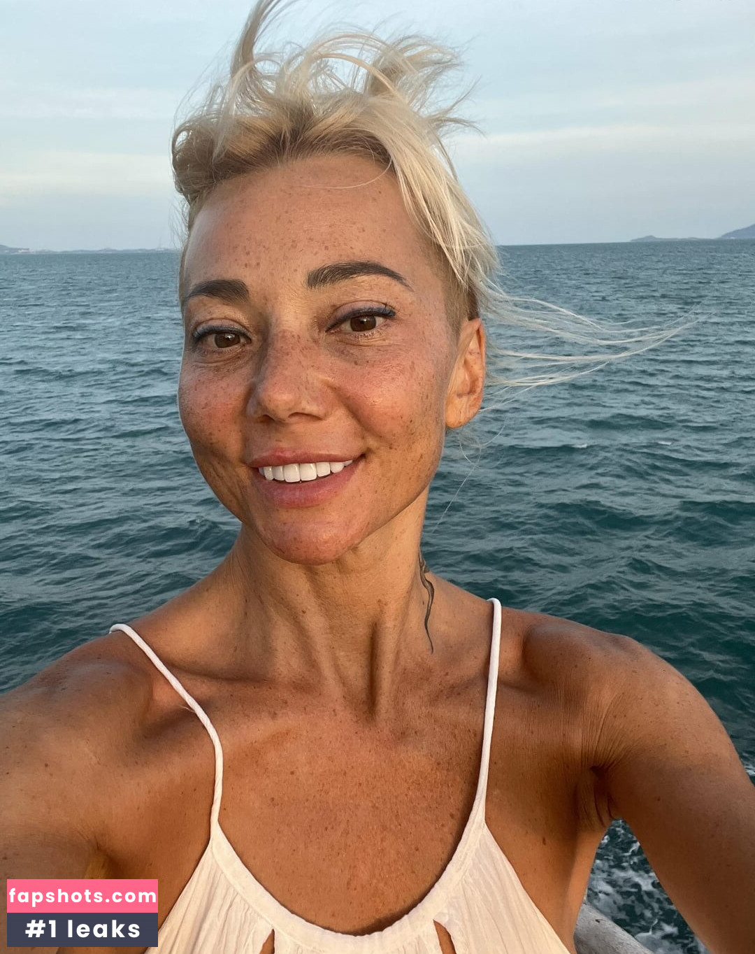 Mommy Di gallery photo #3