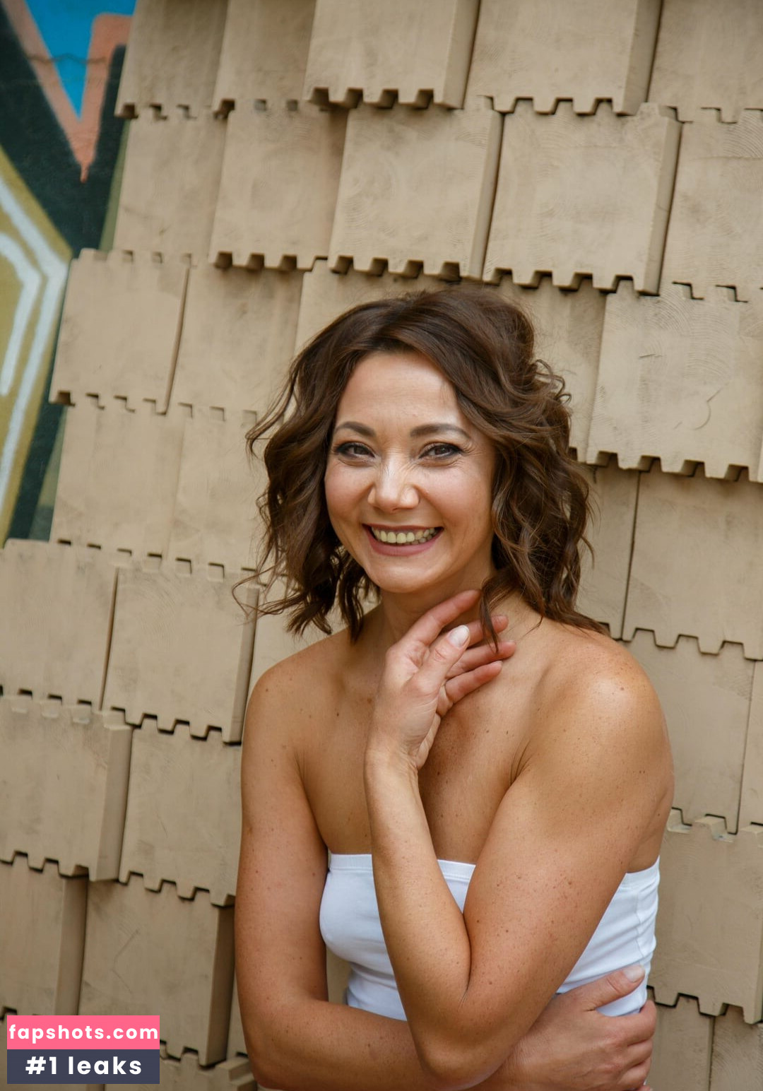 Mommy Di gallery photo #7