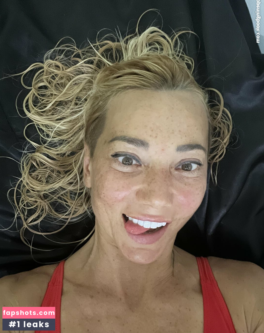 Mommy Di gallery photo #8