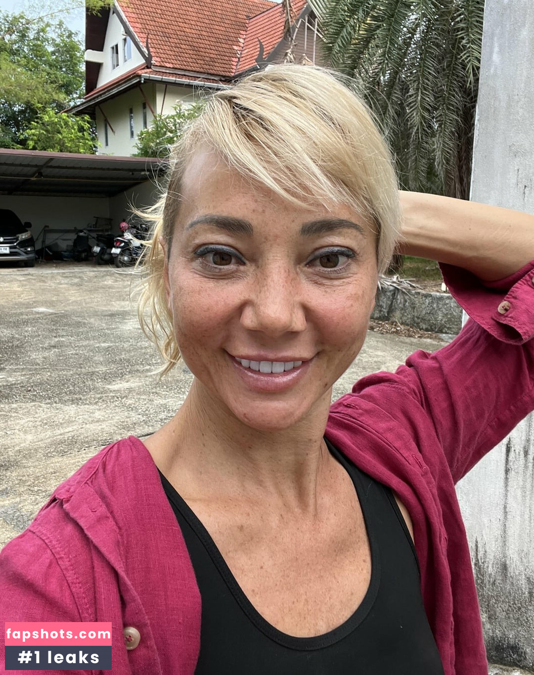 Mommy Di gallery photo #9