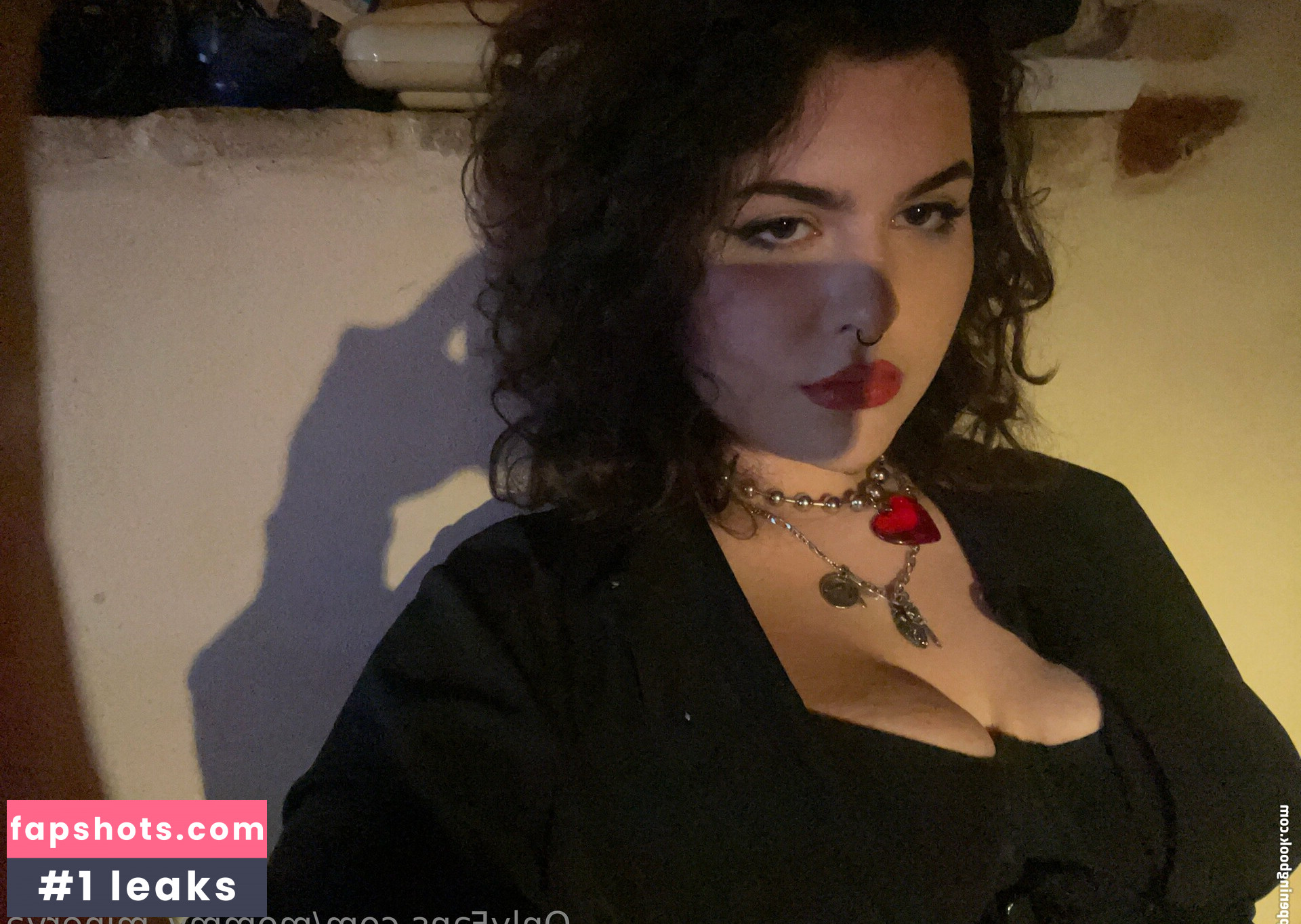 mommy_minerva gallery photo #2