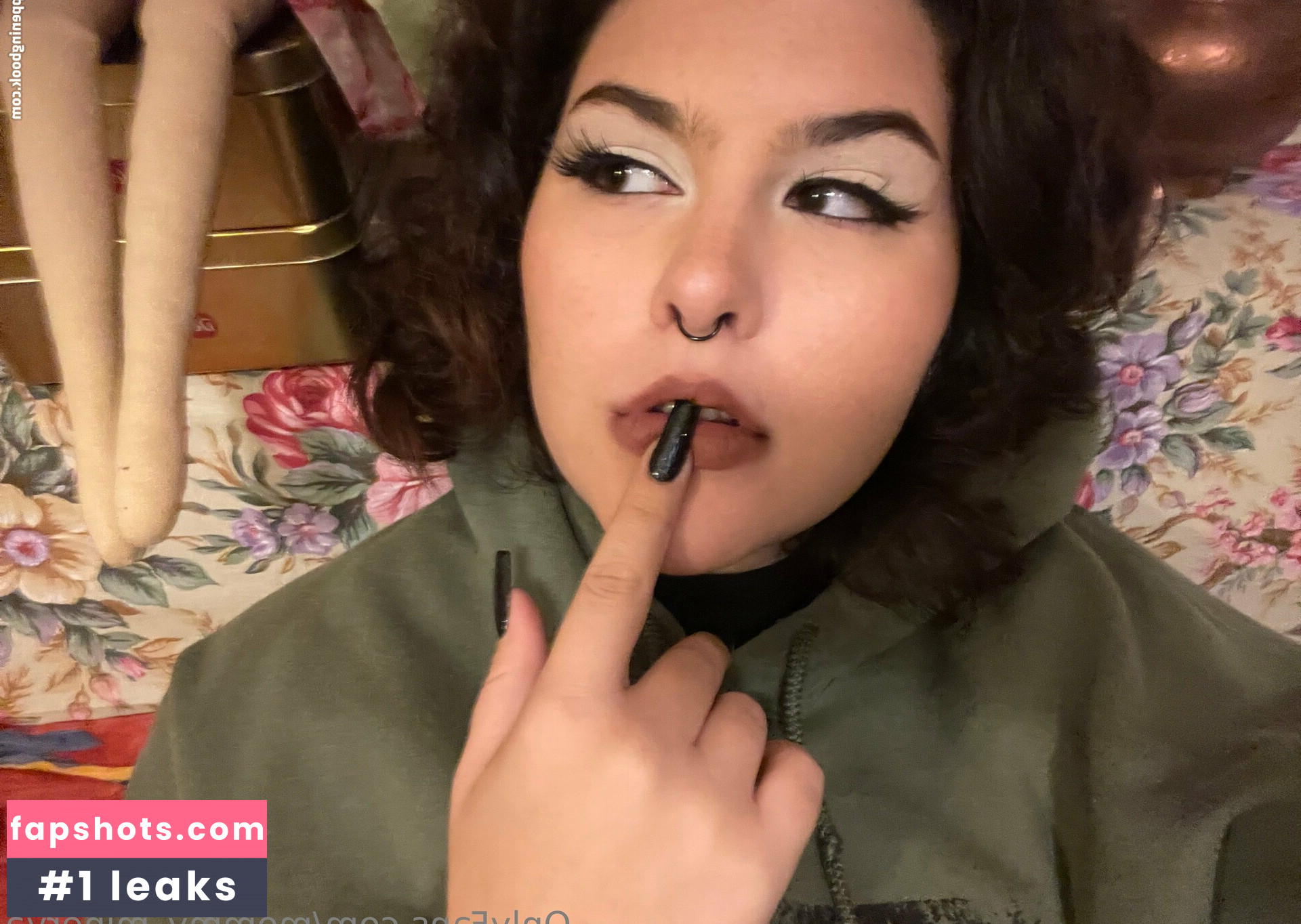 mommy_minerva gallery photo #7