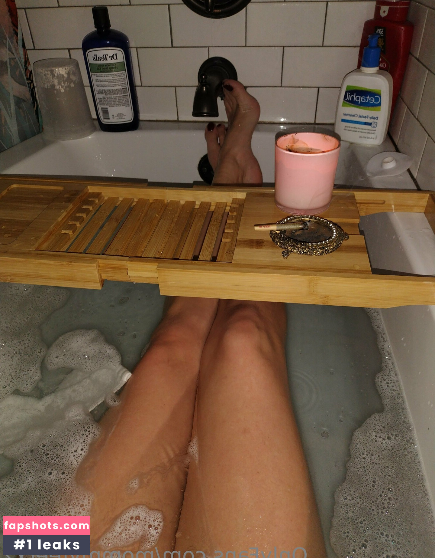 mommyfeetx2 Nahé úniky fotek pouze od fanoušků #16 - Fapshots