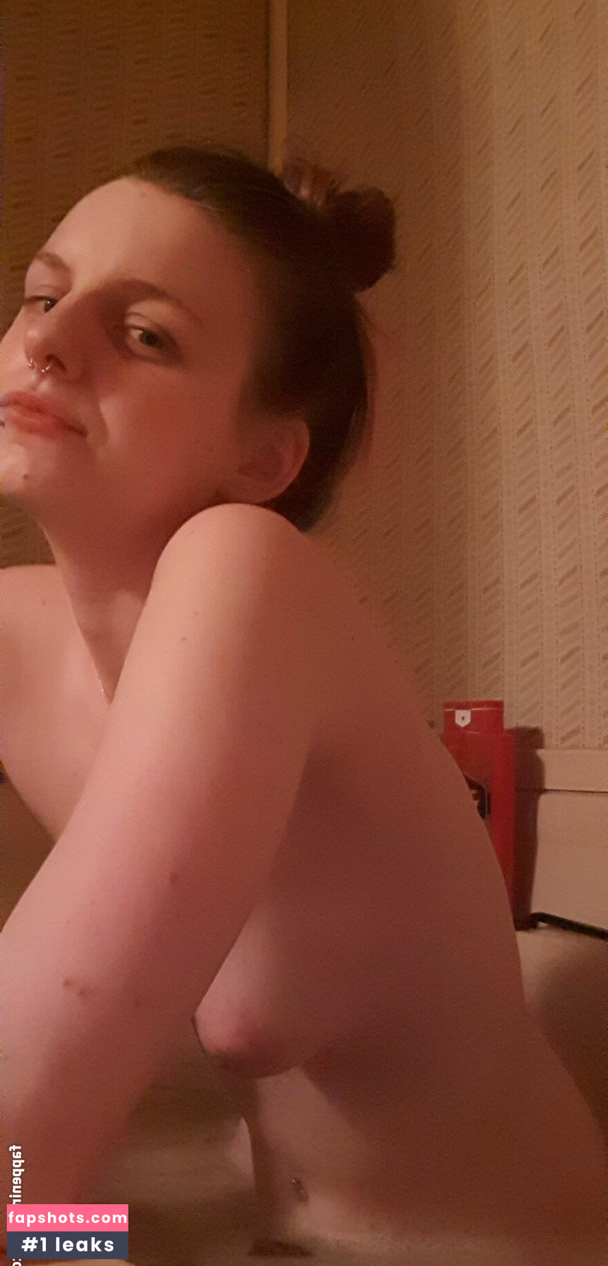 mommymaddii gallery photo #2