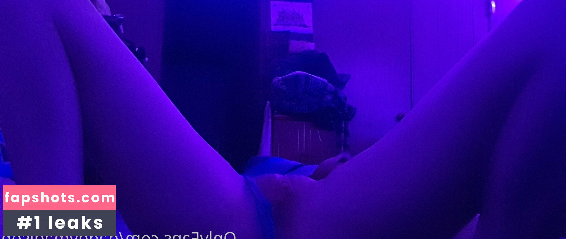 mommymaddii gallery photo #3