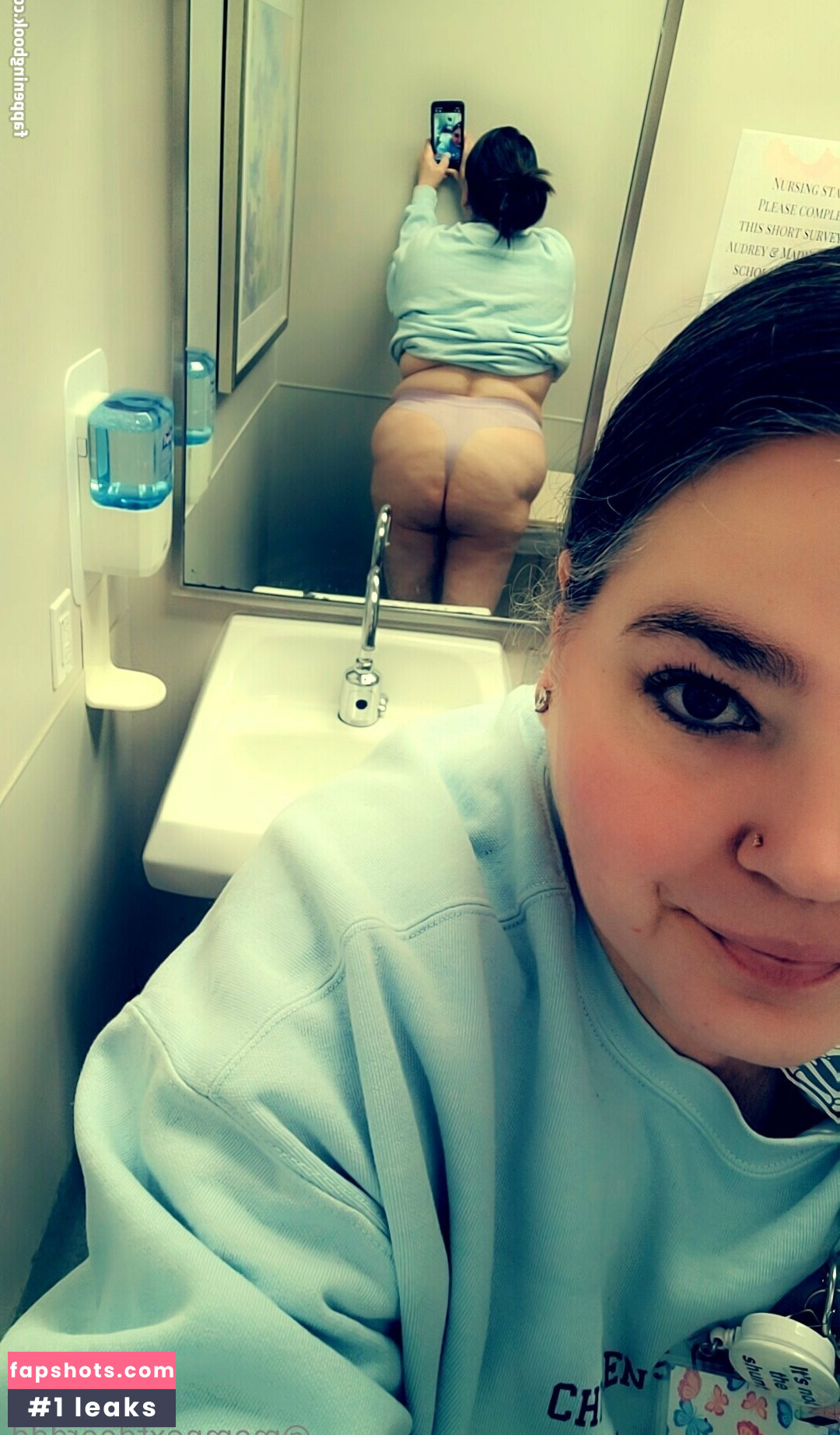 momnextdoorddd gallery photo #5