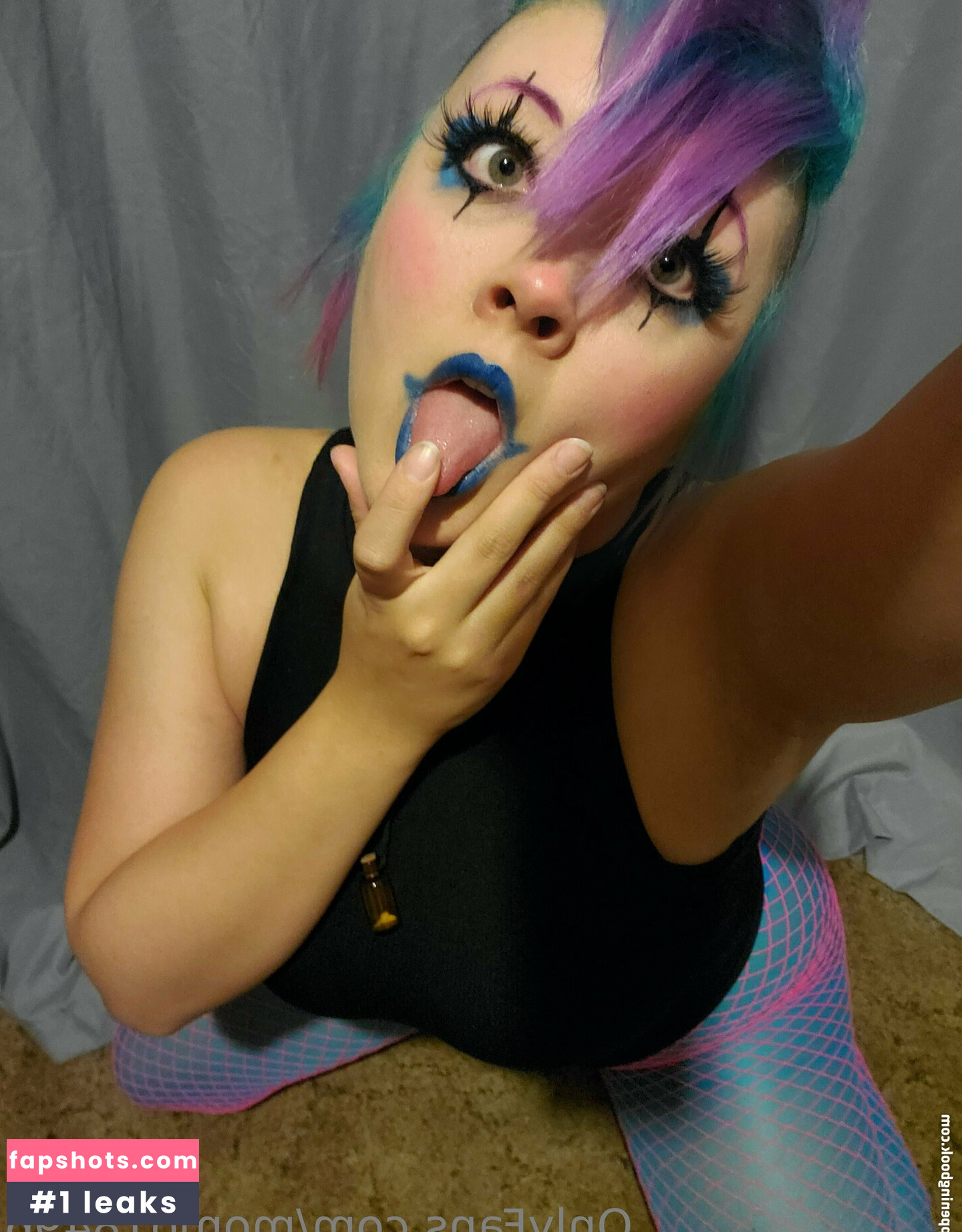 momo18496 gallery photo #34