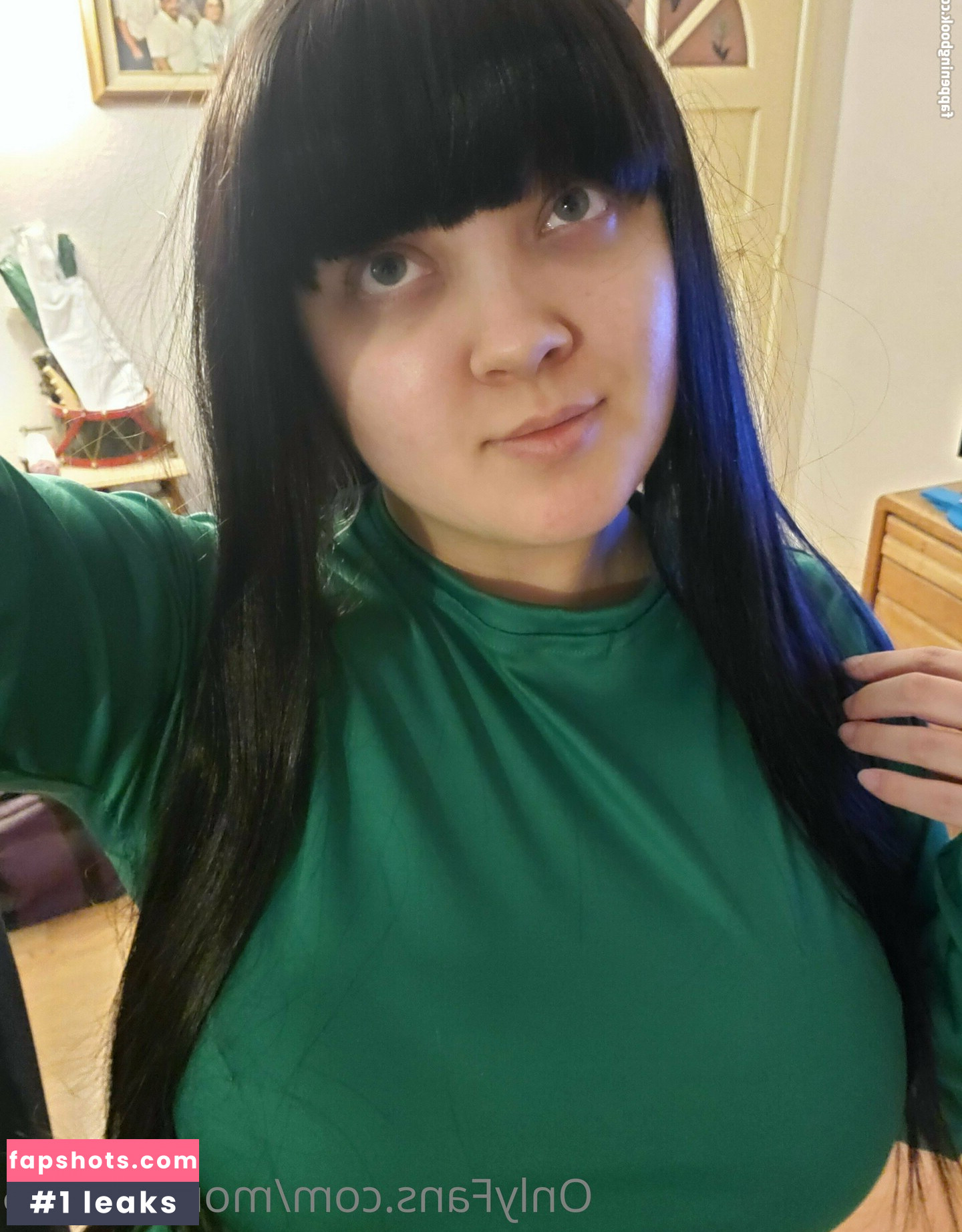 momo18496 gallery photo #10