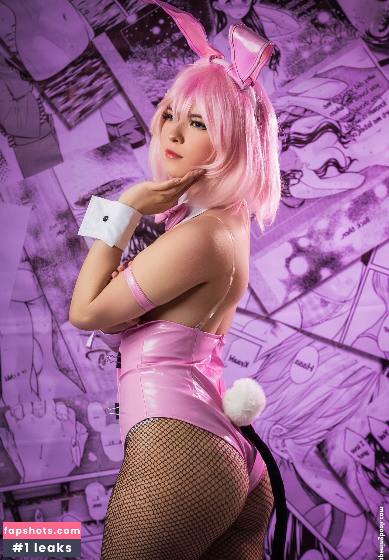 Momoiro Cosplay gallery photo #11