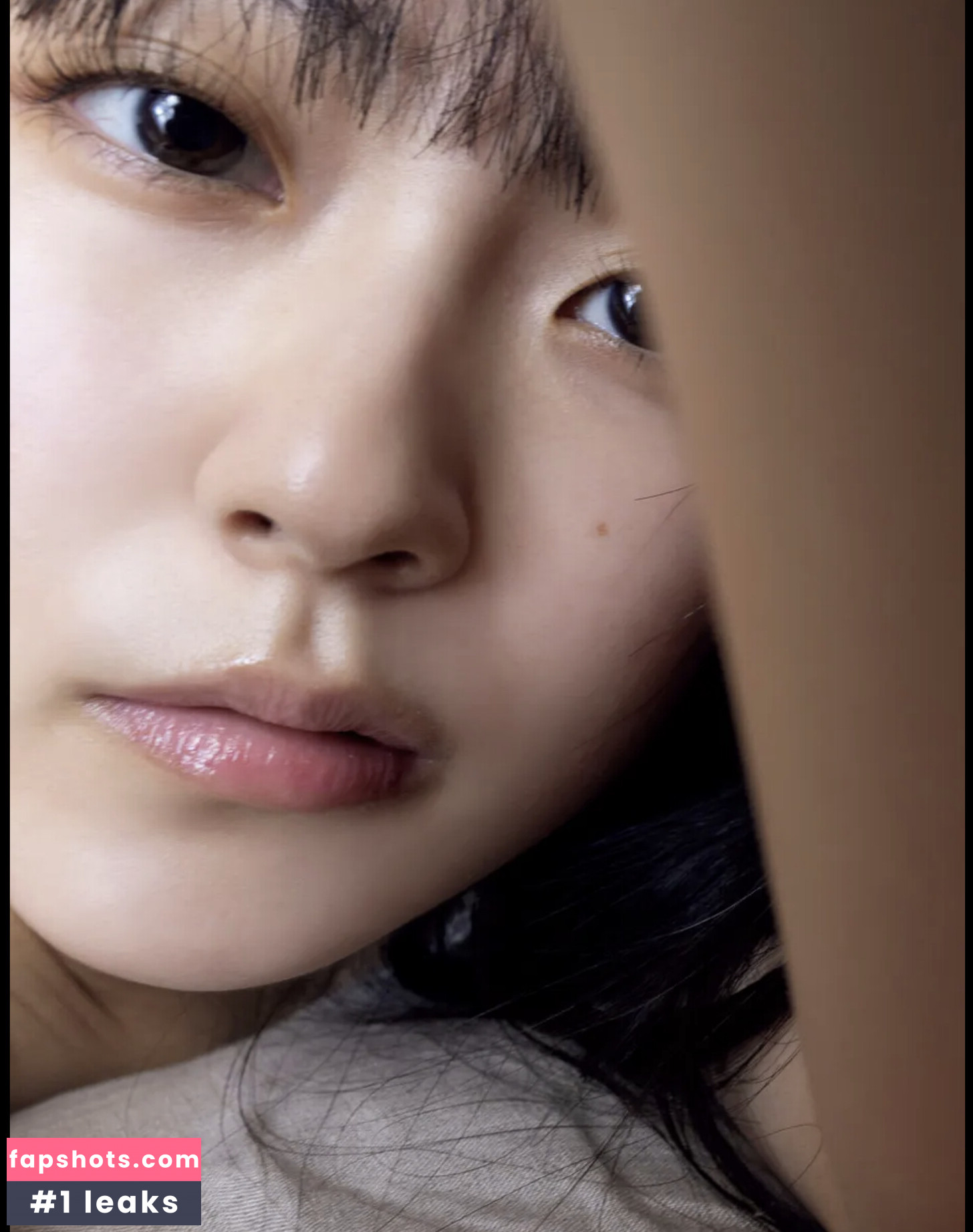 Momoka Hayashida gallery photo #36