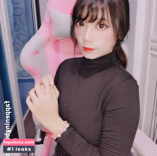 Momoko.xoxo gallery photo #108